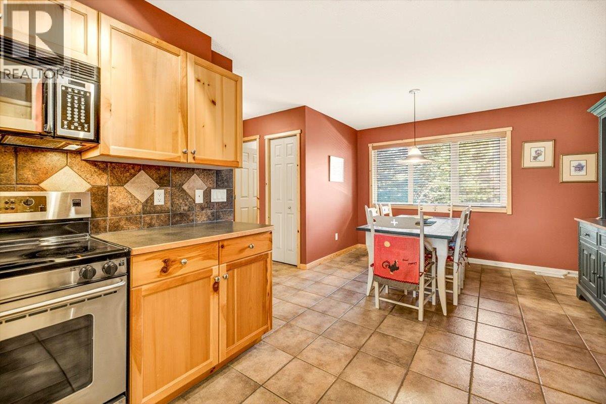 8 Creek Place Unit# A, Fernie