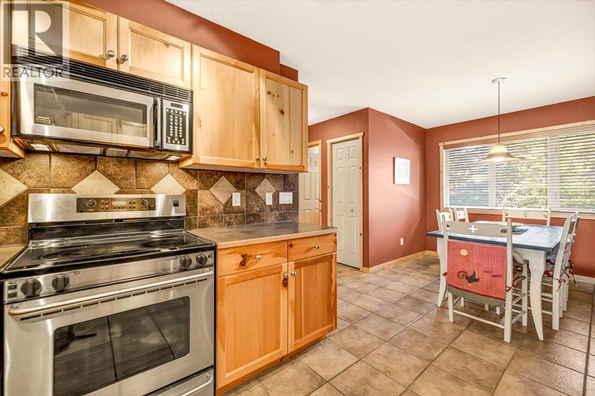 8 Creek Place Unit# A, Fernie