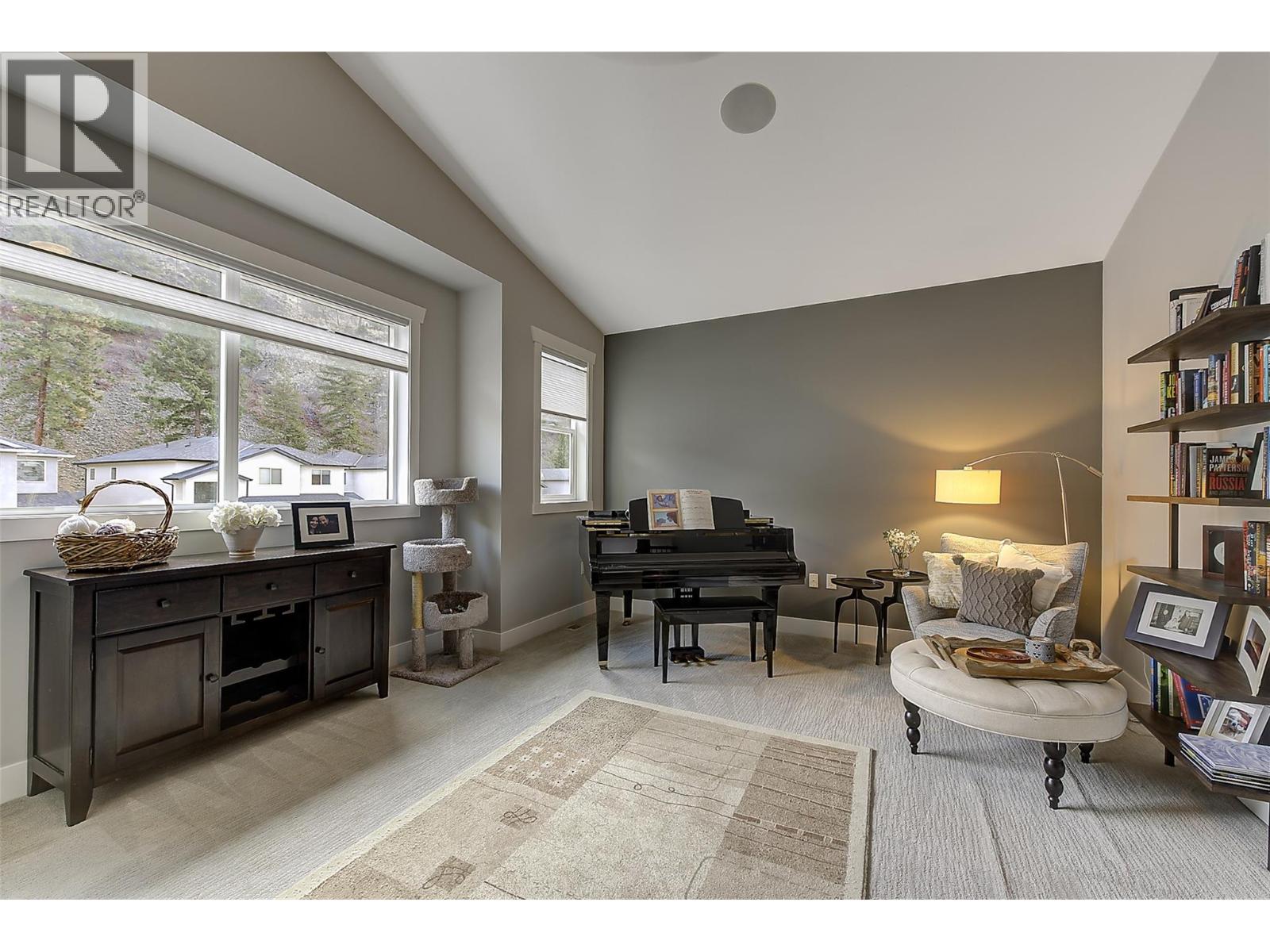  3082 Riesling Way, West Kelowna