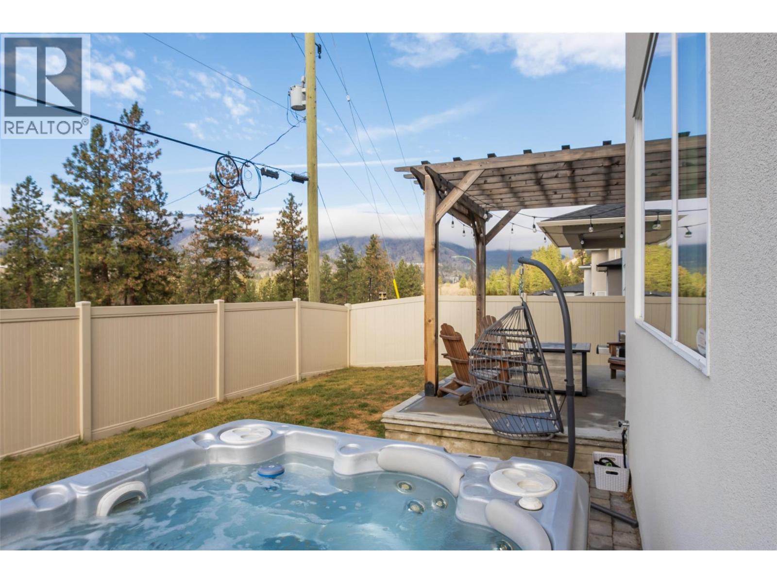  3082 Riesling Way, West Kelowna