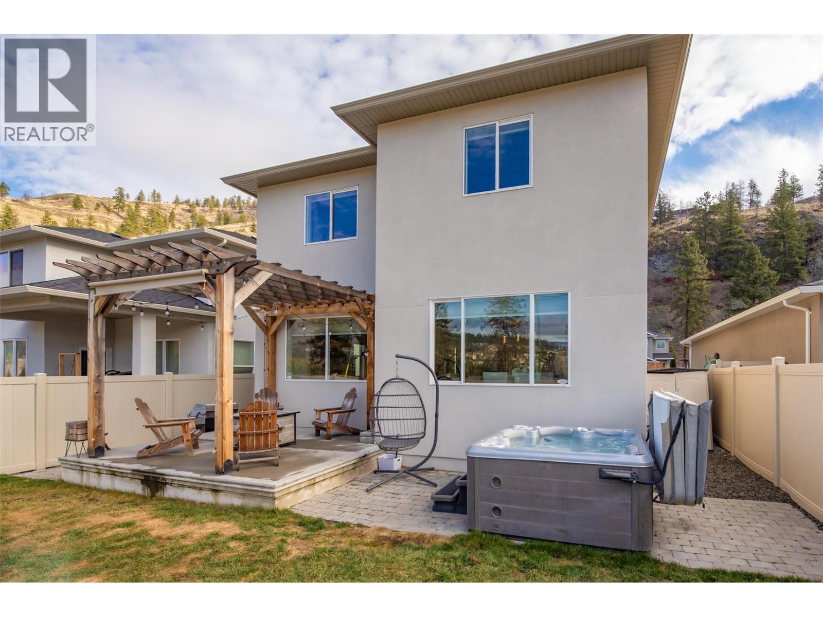  3082 Riesling Way, West Kelowna