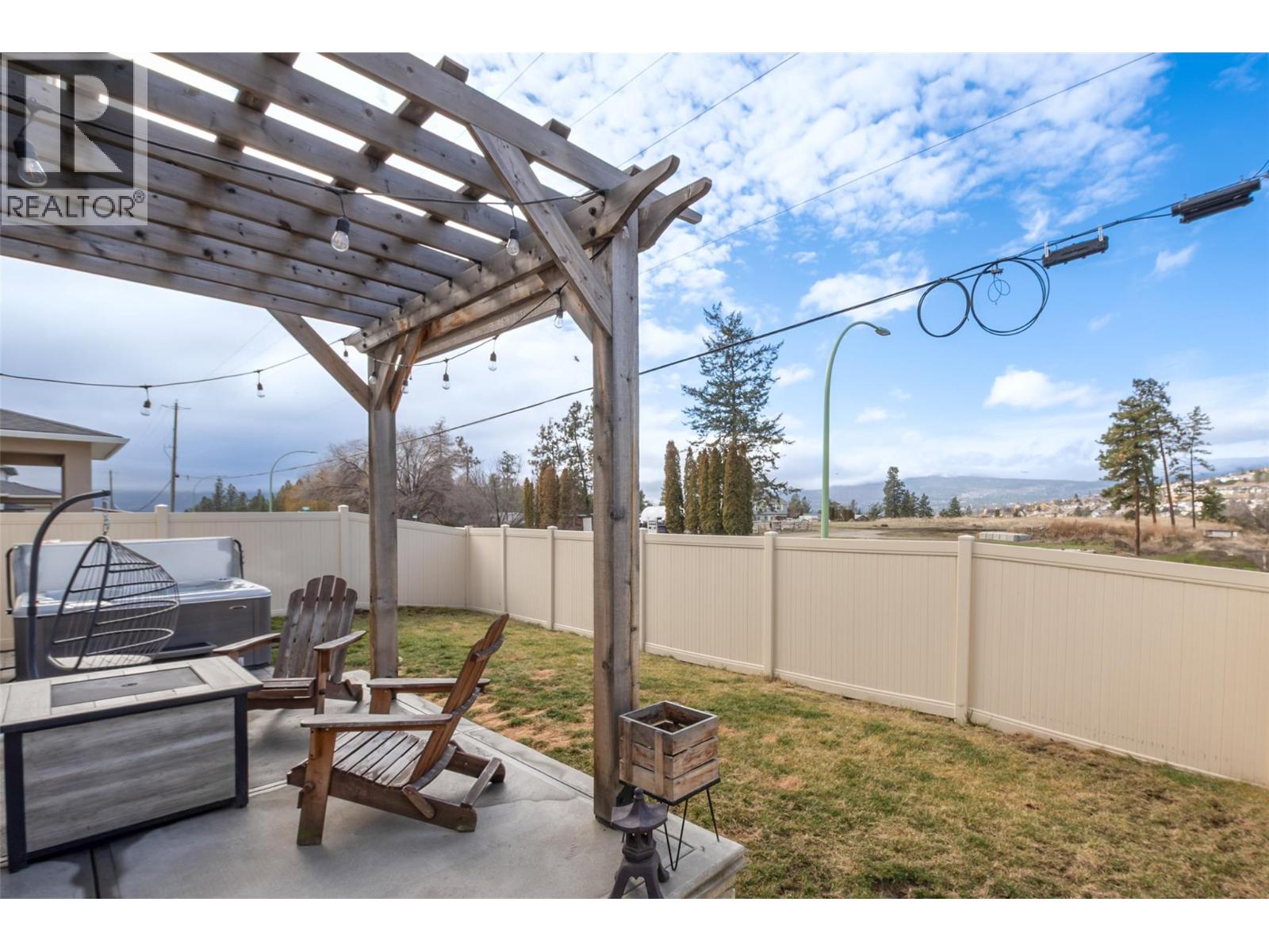  3082 Riesling Way, West Kelowna
