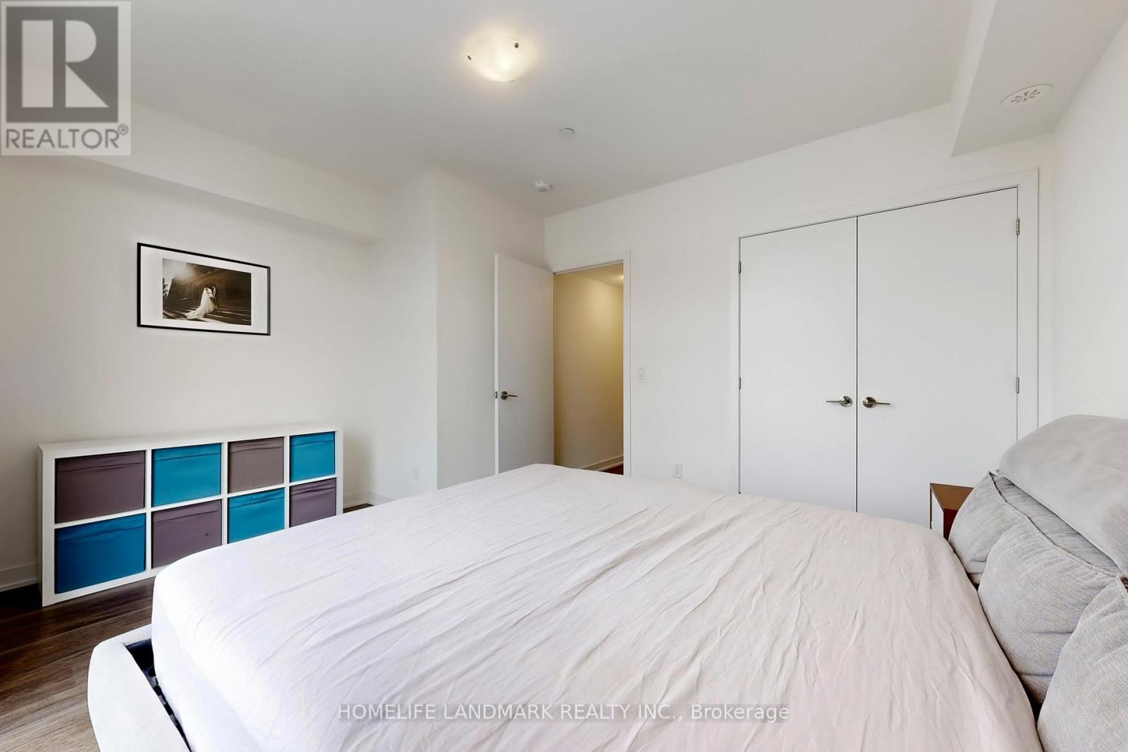 #614 7 STECKLEY HOUSE LANE - 33