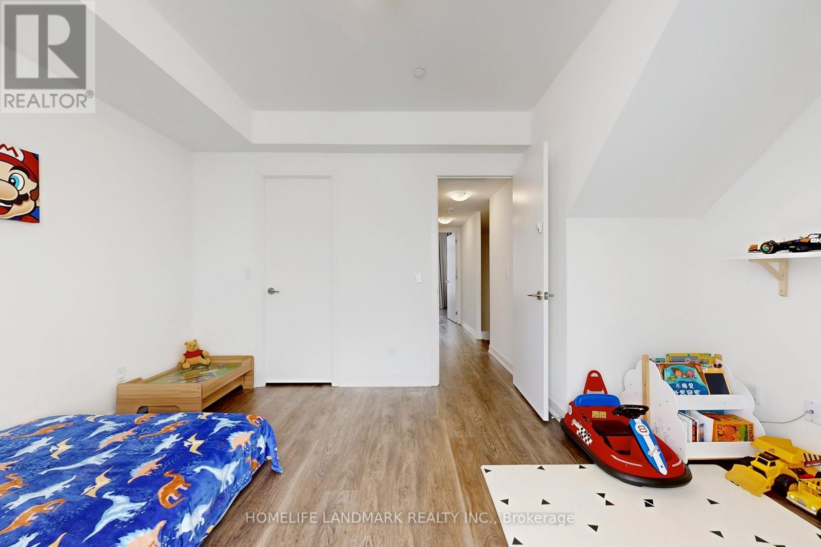 #614 7 STECKLEY HOUSE LANE - 40
