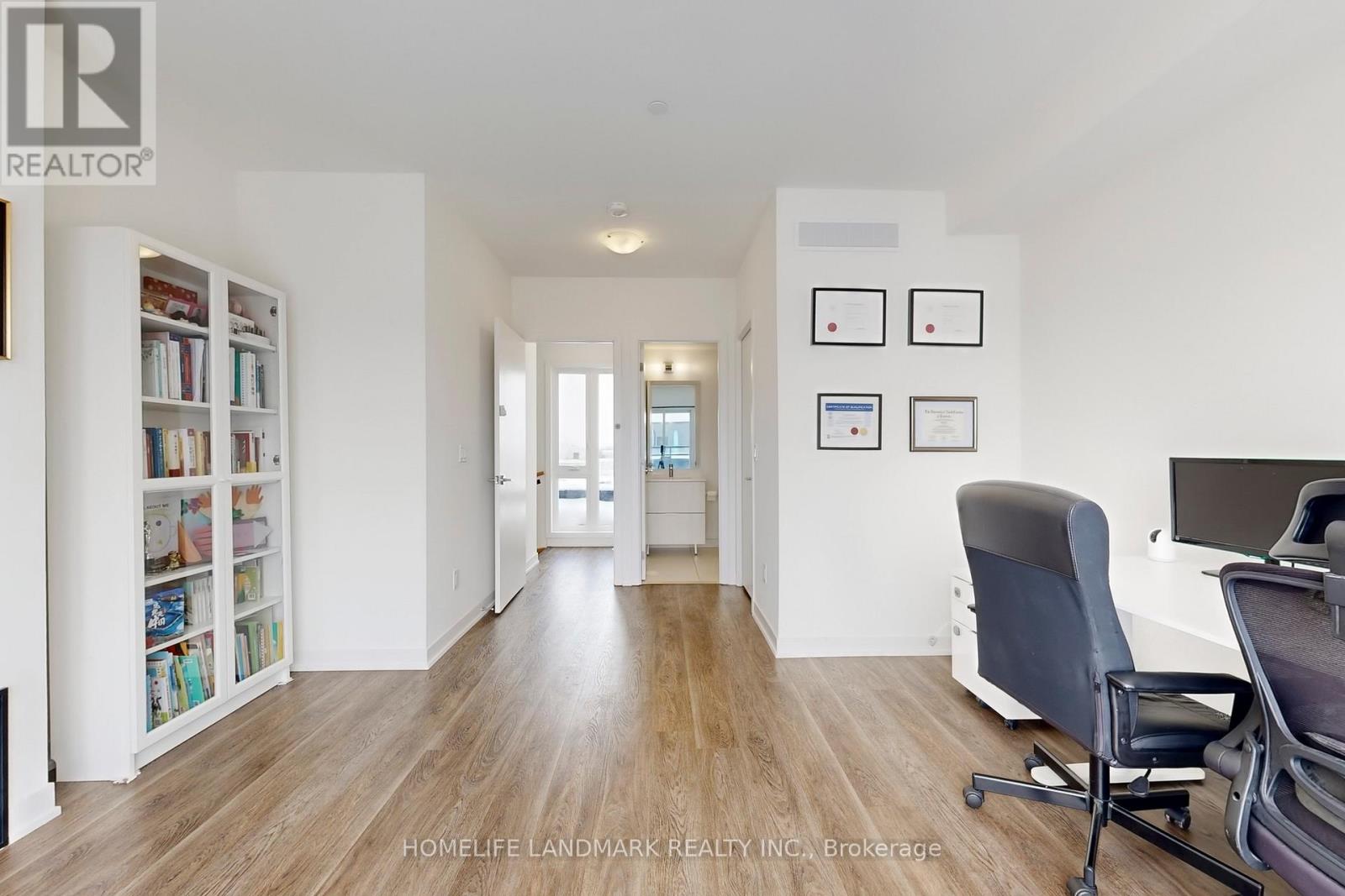 #614 7 STECKLEY HOUSE LANE - 46