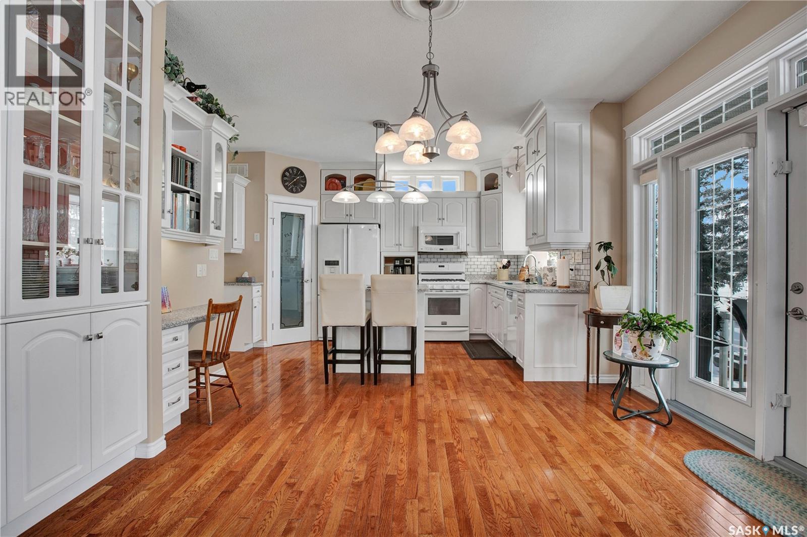 910 Roth TERRACE - Photo 2 of 48, Rosthern, Saskatchewan