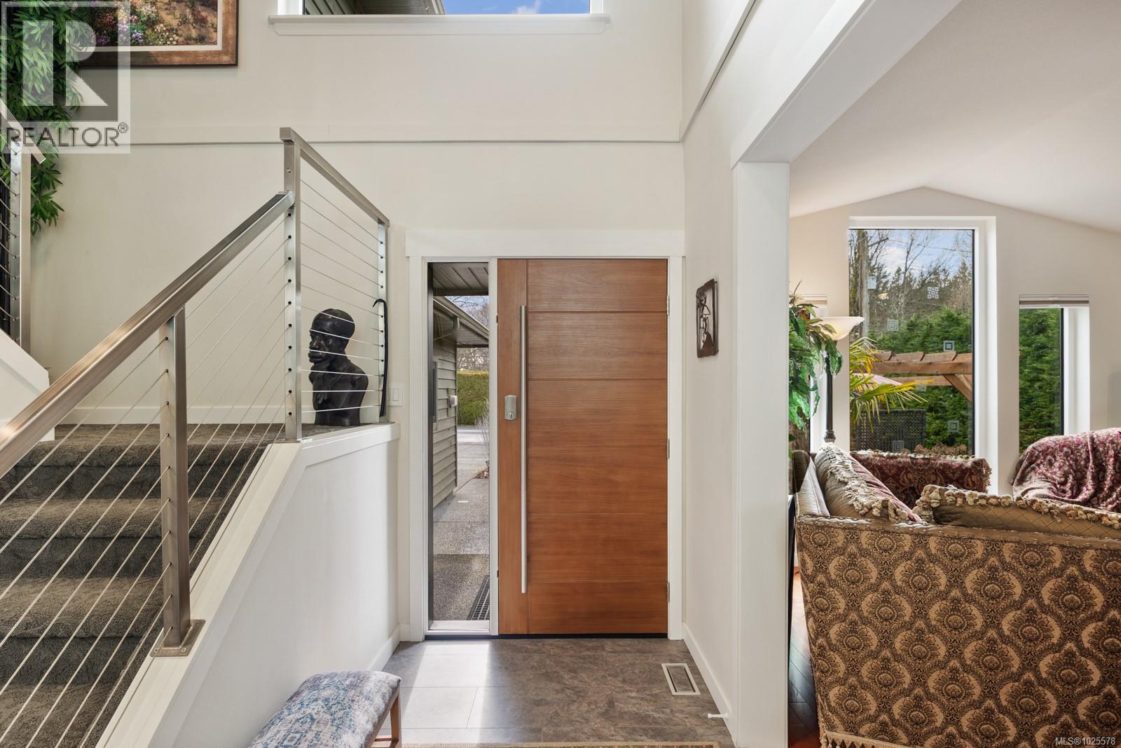 1544 Comox Ave, Comox