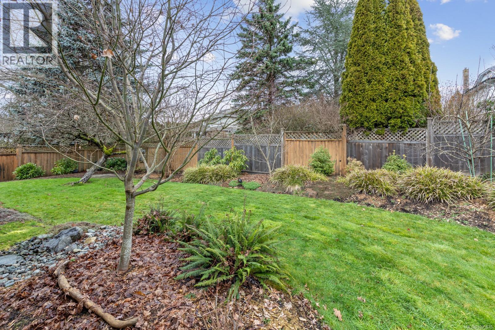 1544 Comox Ave, Comox