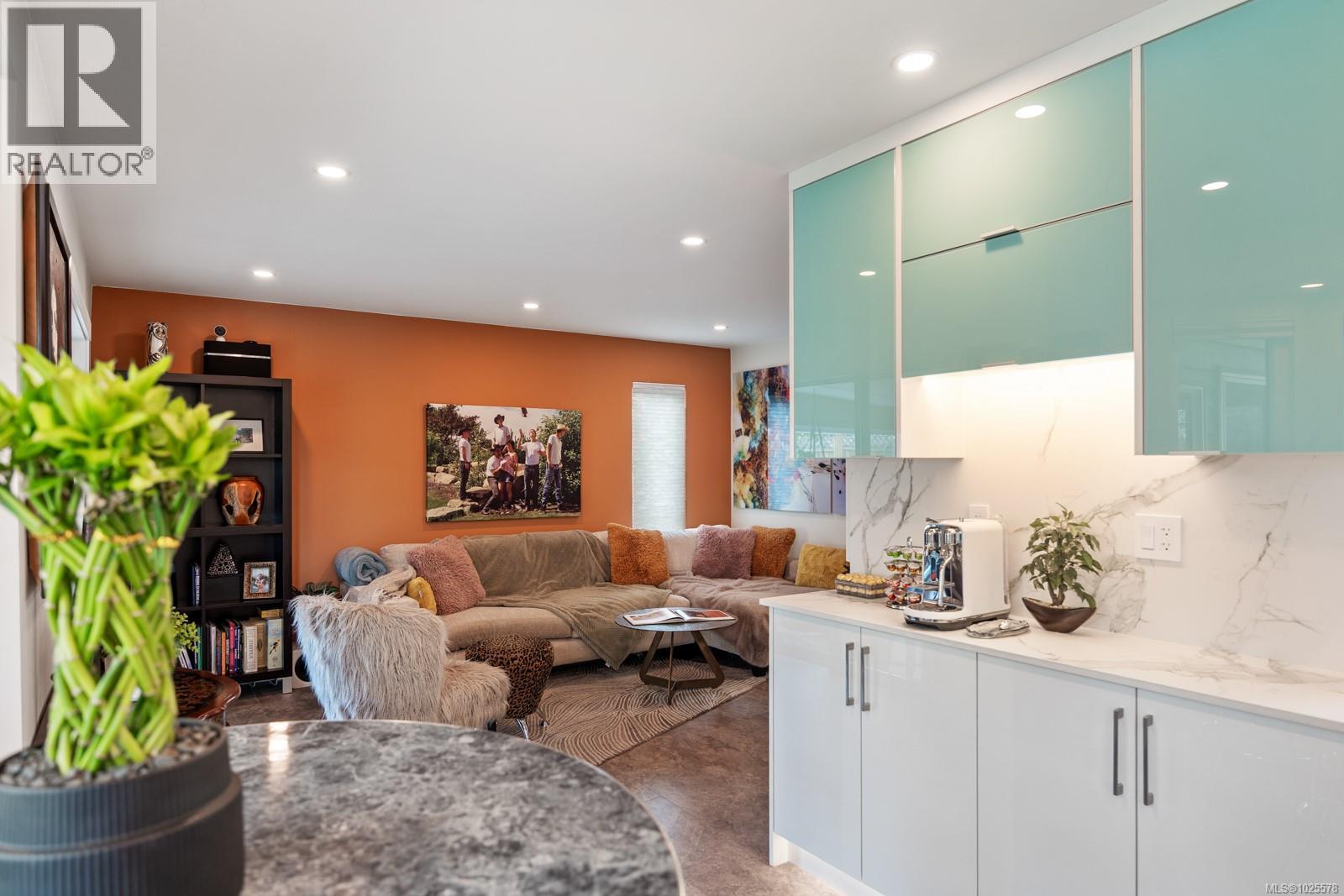 1544 Comox Ave, Comox