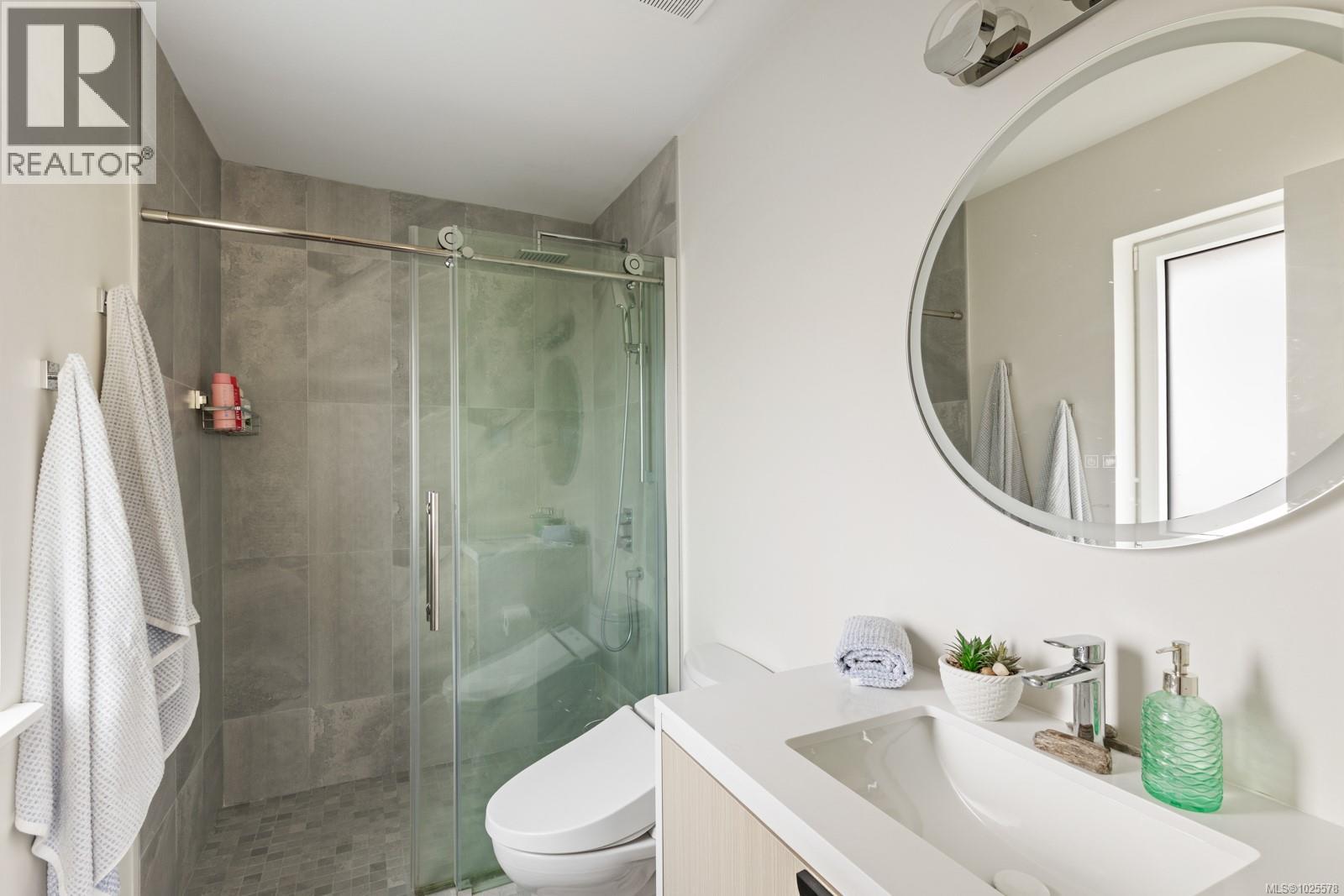 1544 Comox Ave, Comox