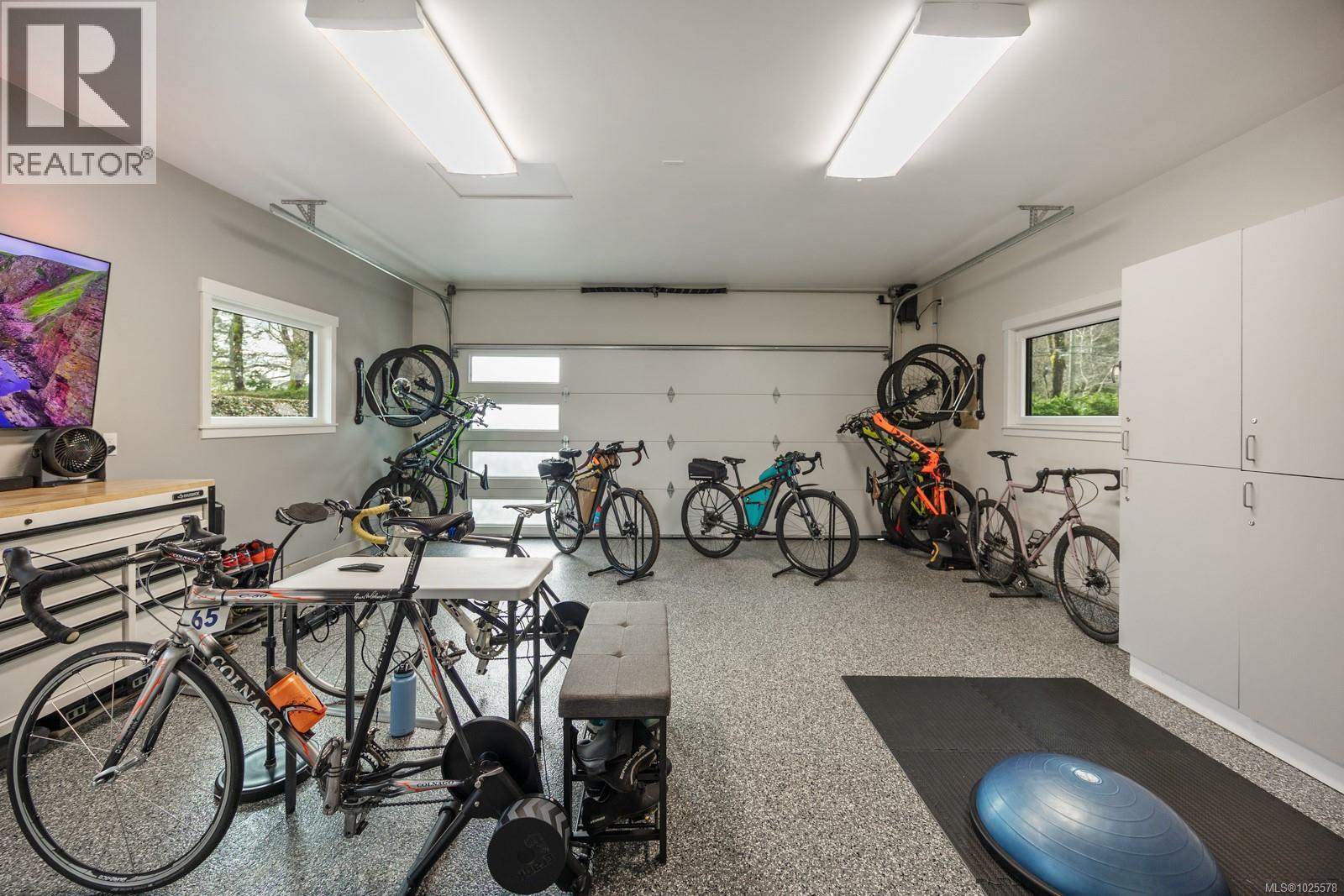 1544 Comox Ave, Comox