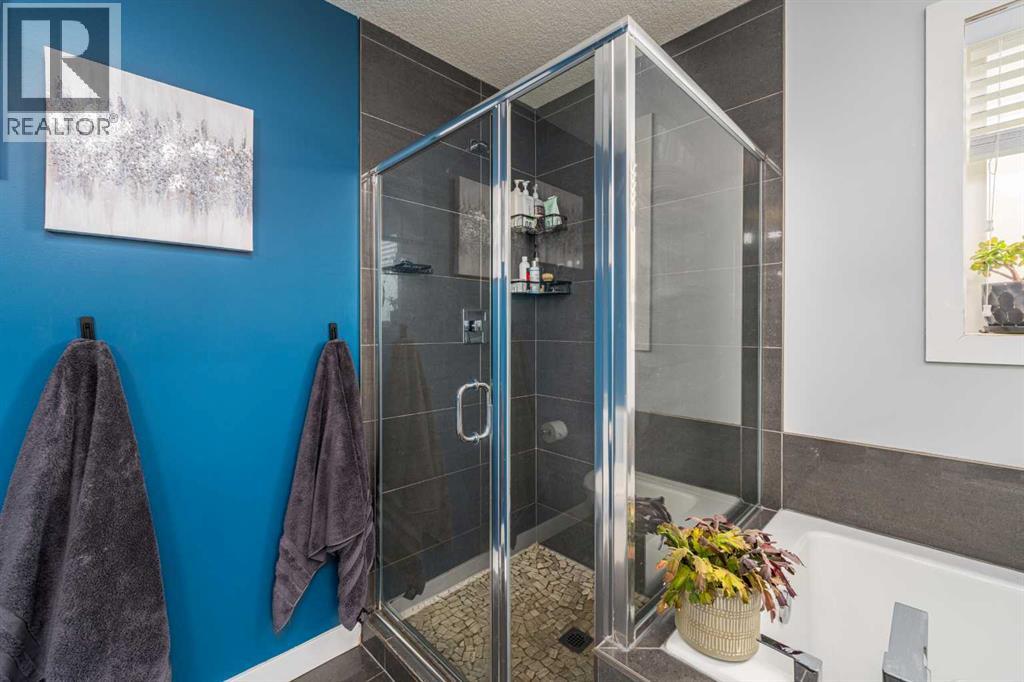 Single Family House for Sale in   A Street SW Richmond Calgary 