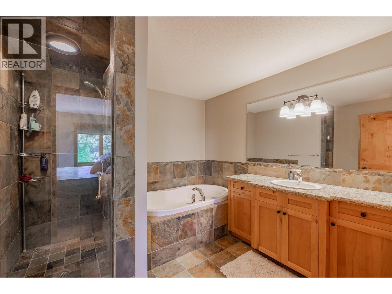 6800 COLUMBIA LAKE Road Unit# 30, Fairmont Hot Springs