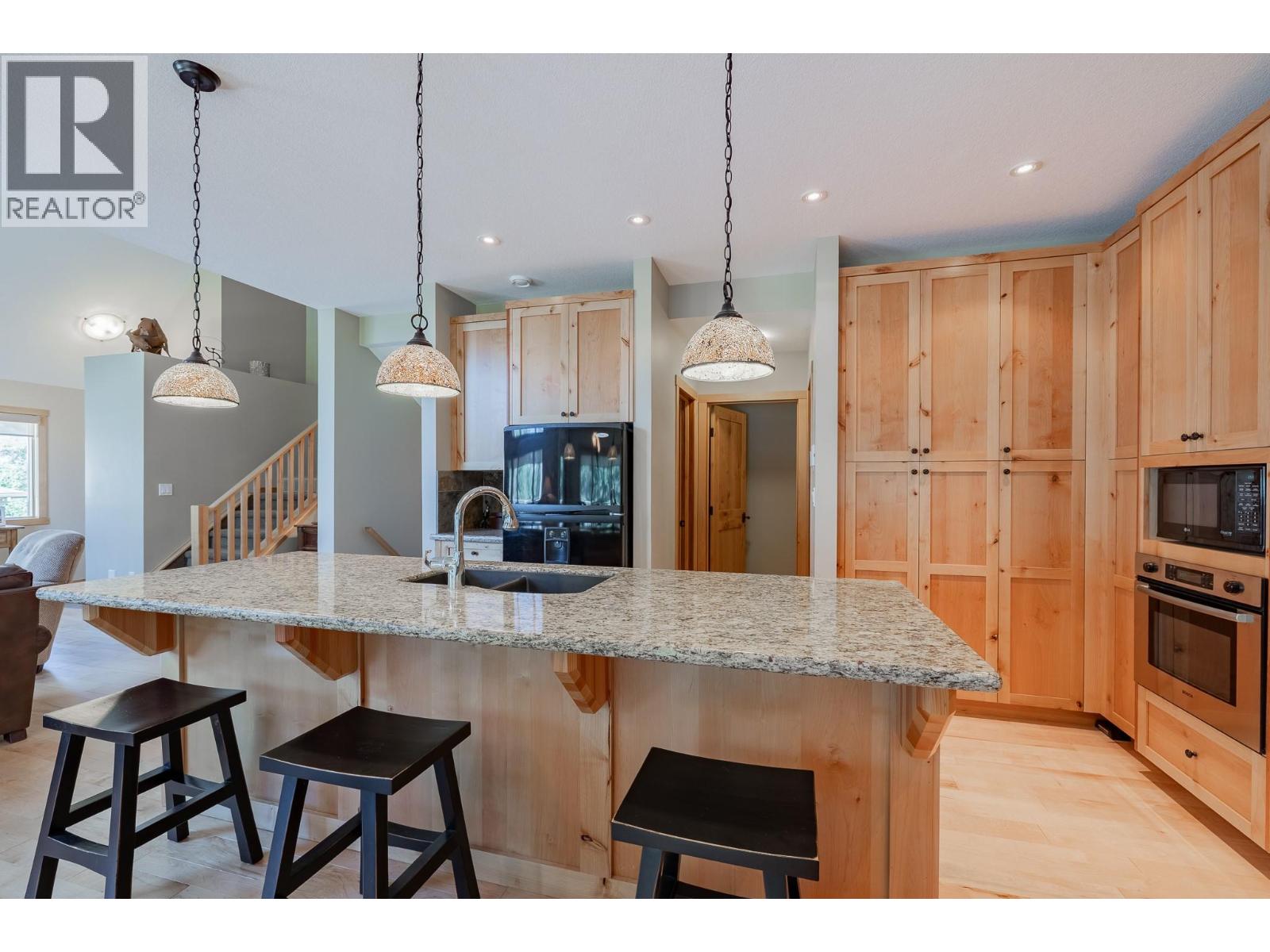 6800 COLUMBIA LAKE Road Unit# 30, Fairmont Hot Springs