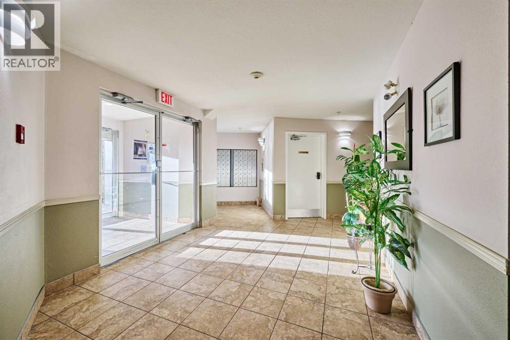 Single Family House for Sale in   Somervale Court SW Somerset Calgary 