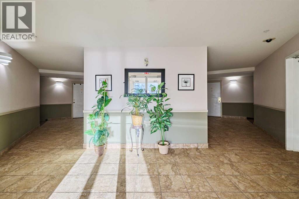 Single Family House for Sale in   Somervale Court SW Somerset Calgary 