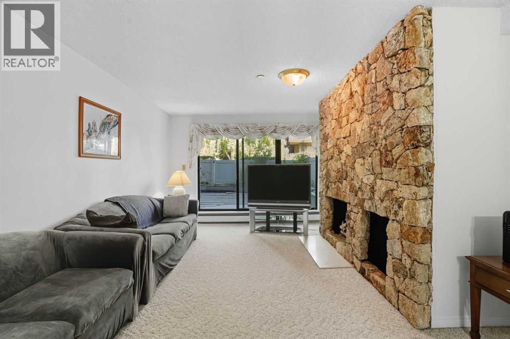 Single Family House for Sale in    Street NW Varsity Calgary 