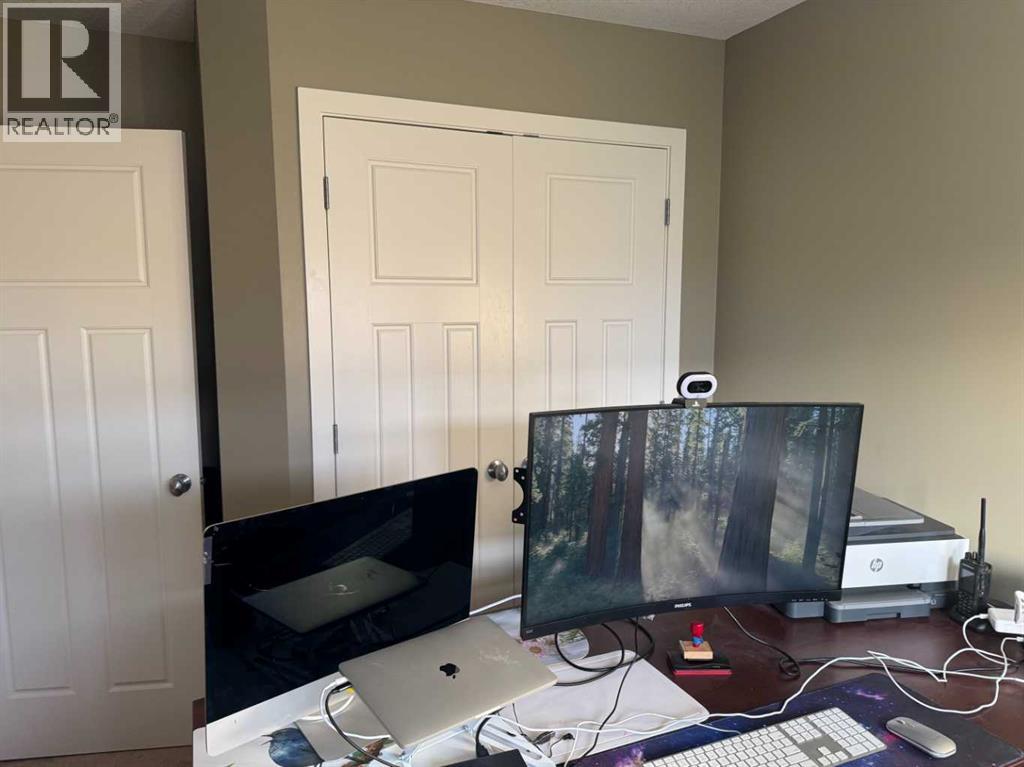 
          413 River Avenue
            <br/>
            <span>Cochrane</span>
            , 
            <span>AB</span>
             <span>T4C0P2</span>
         - Photo 15