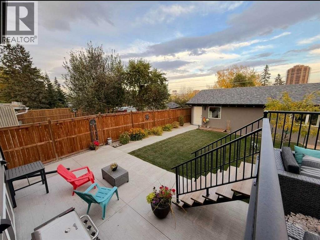 Single Family House Bungalow for Sale in  Havenhurst Crescent SW Haysboro Calgary 