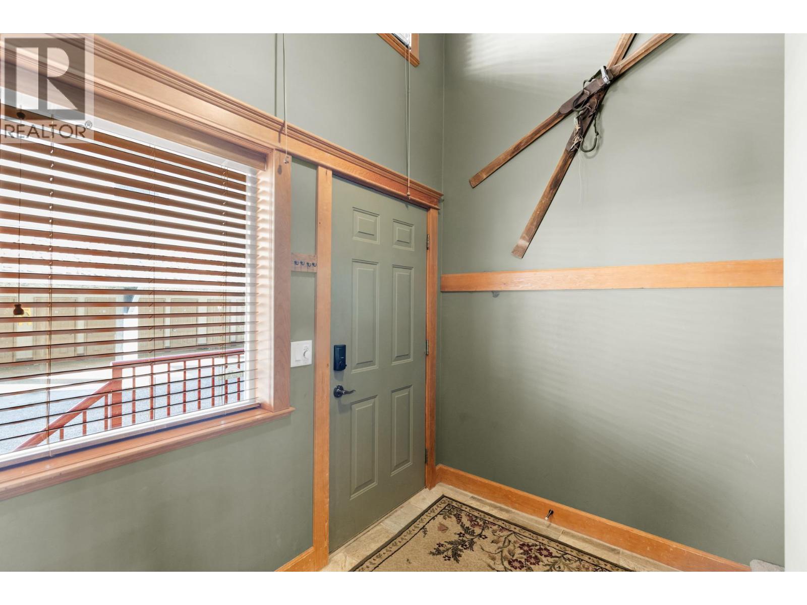 33 7640 Porcupine Road, Big White