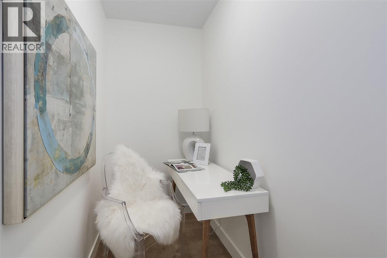 104 175 W 1ST STREET, North Vancouver