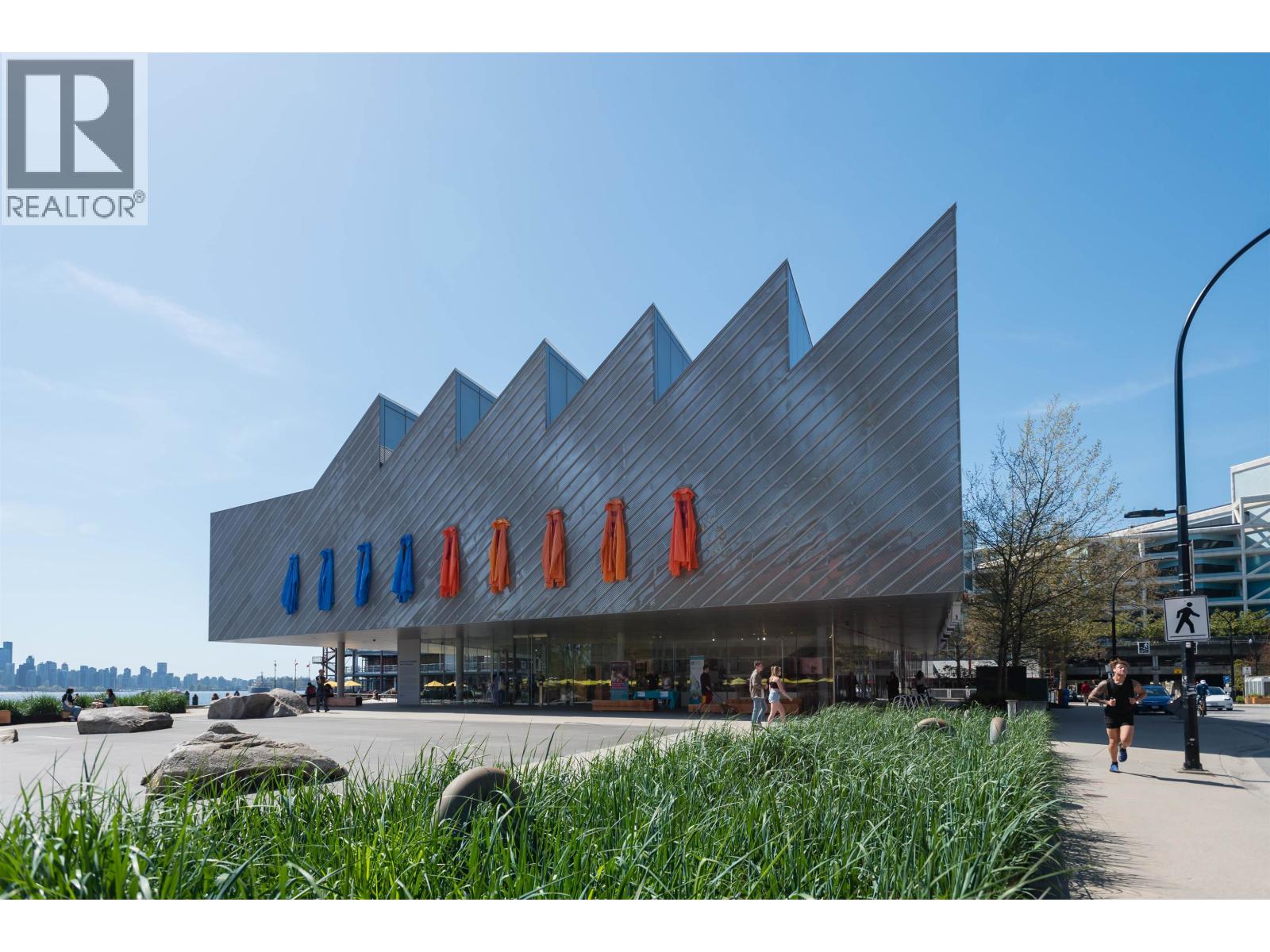 104 175 W 1ST STREET, North Vancouver