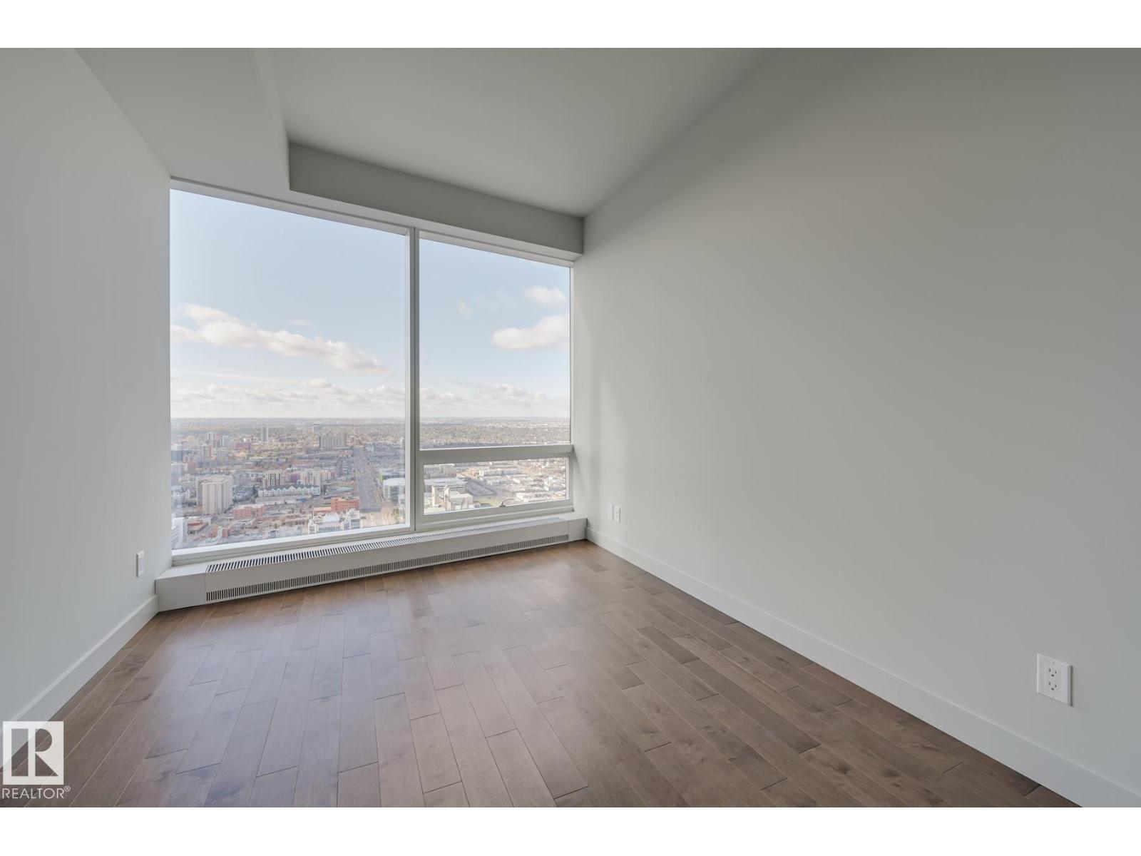 #3901 10360 102 ST NW, Edmonton