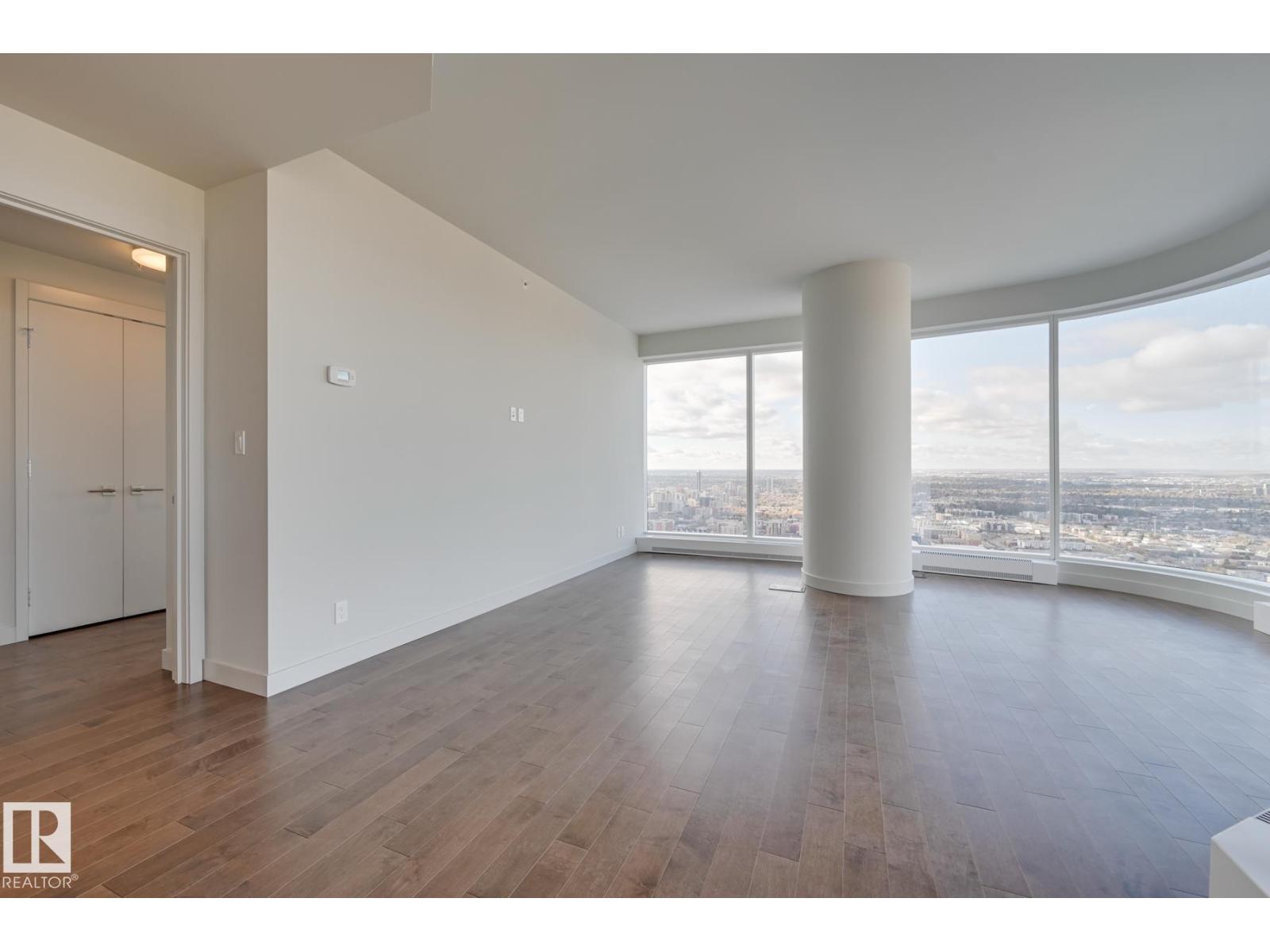 #3901 10360 102 ST NW - 22