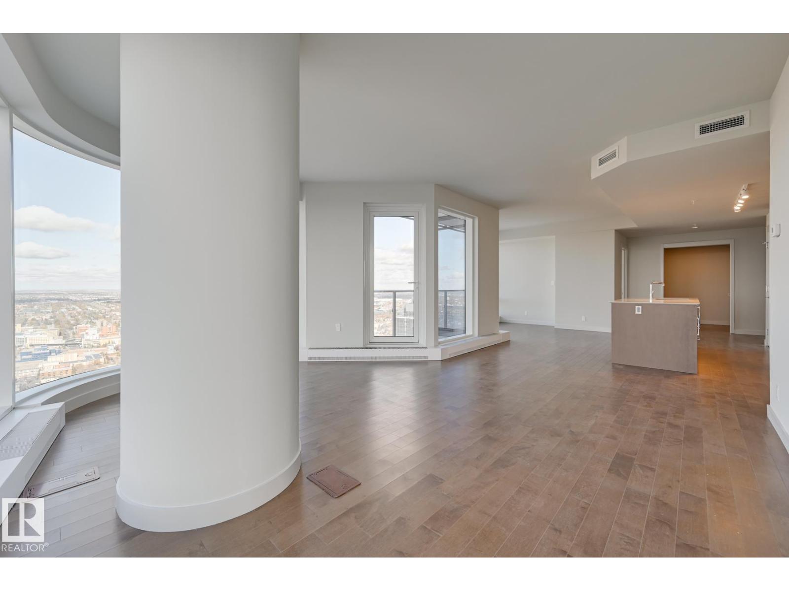 #3901 10360 102 ST NW, Edmonton