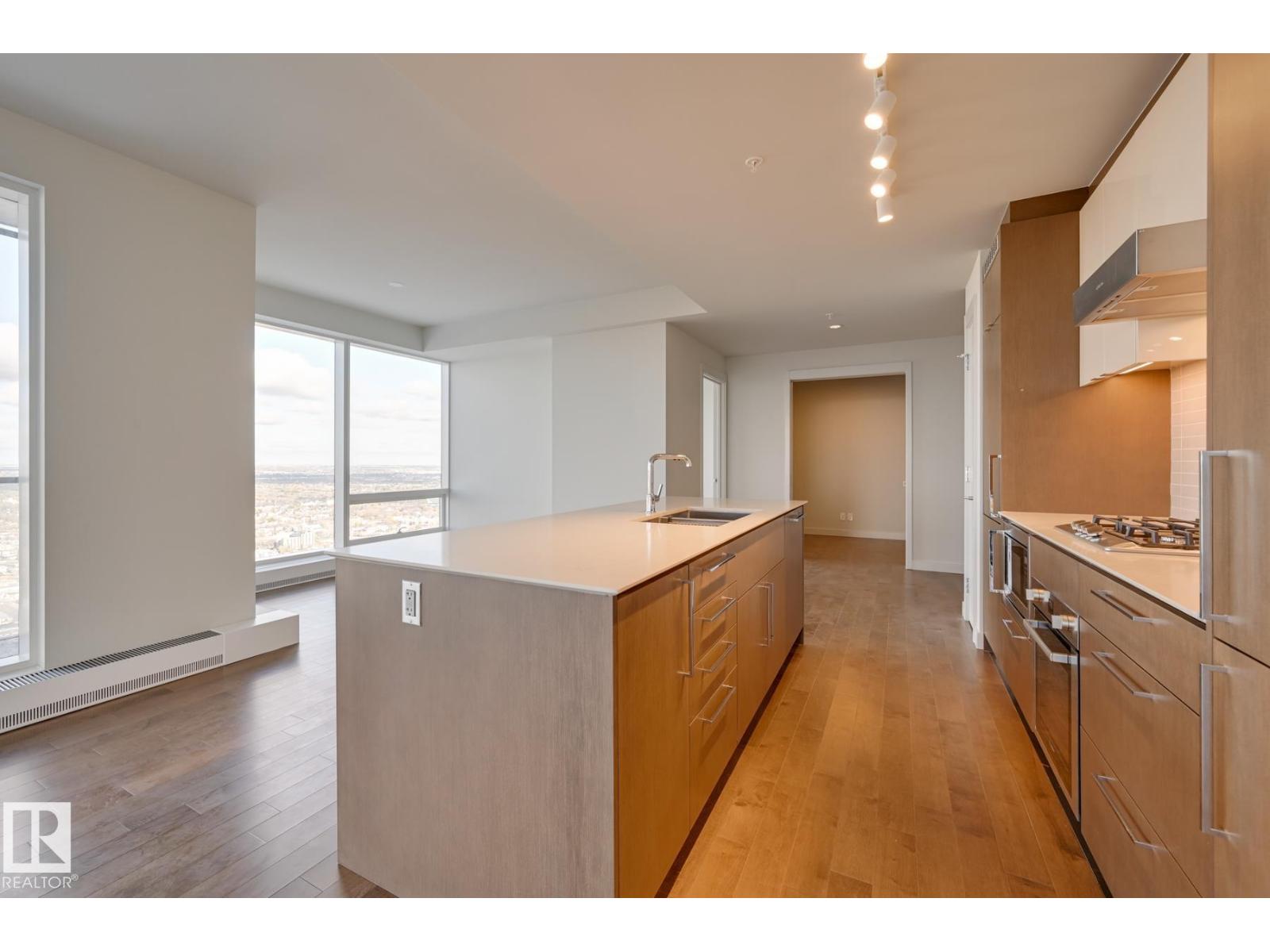 #3901 10360 102 ST NW, Edmonton