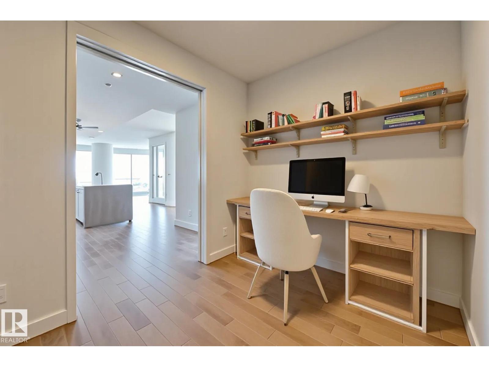 #3901 10360 102 ST NW, Edmonton