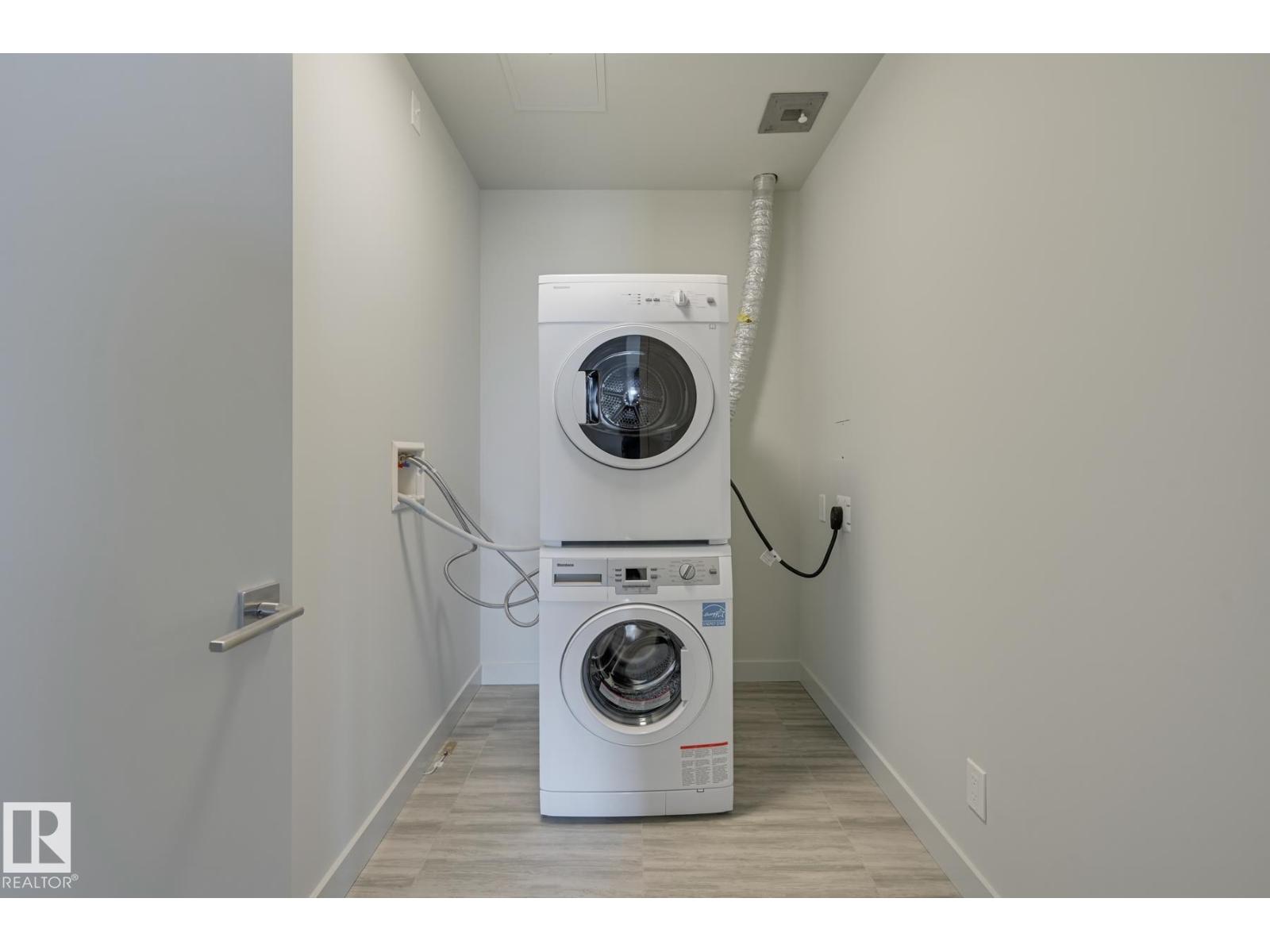 #3901 10360 102 ST NW, Edmonton