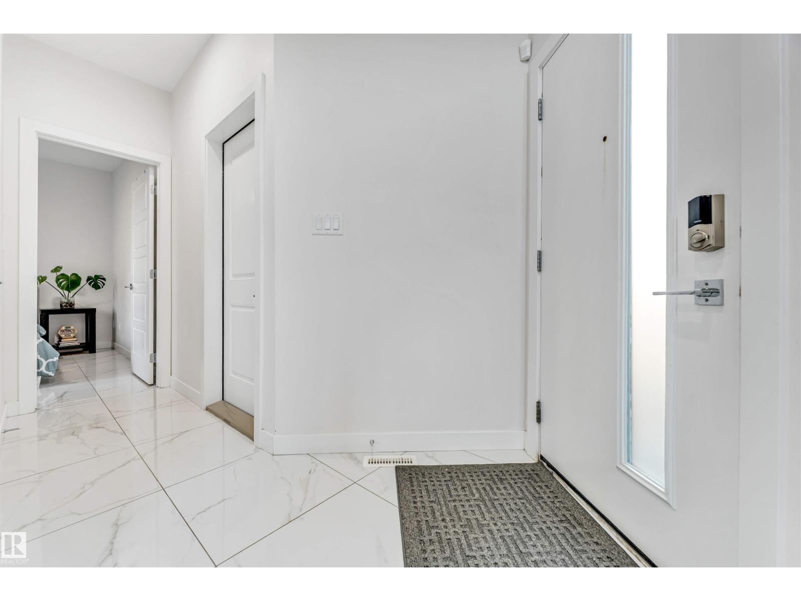 1522 17 AV NW, Edmonton