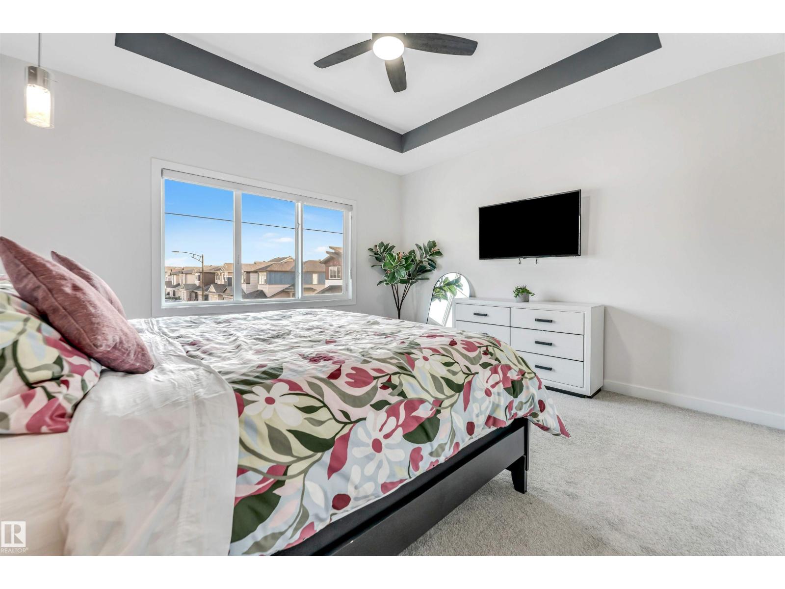 1522 17 AV NW, Edmonton