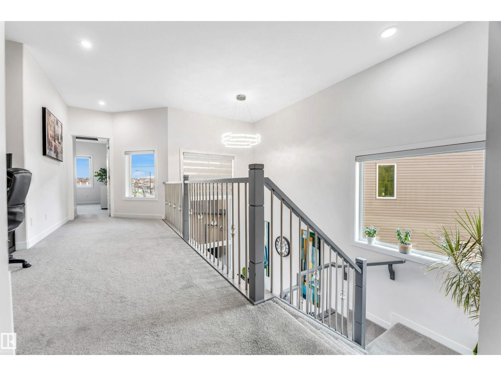 1522 17 AV NW, Edmonton