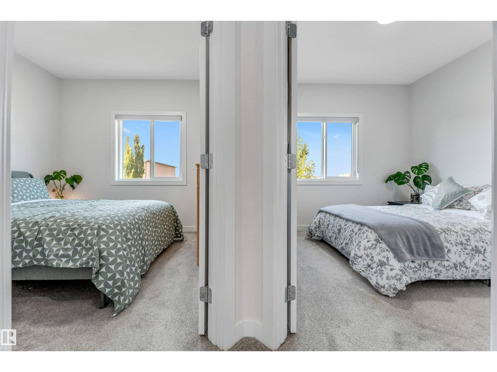 1522 17 AV NW, Edmonton