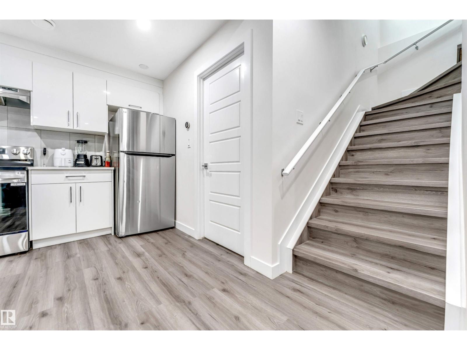 1522 17 AV NW, Edmonton