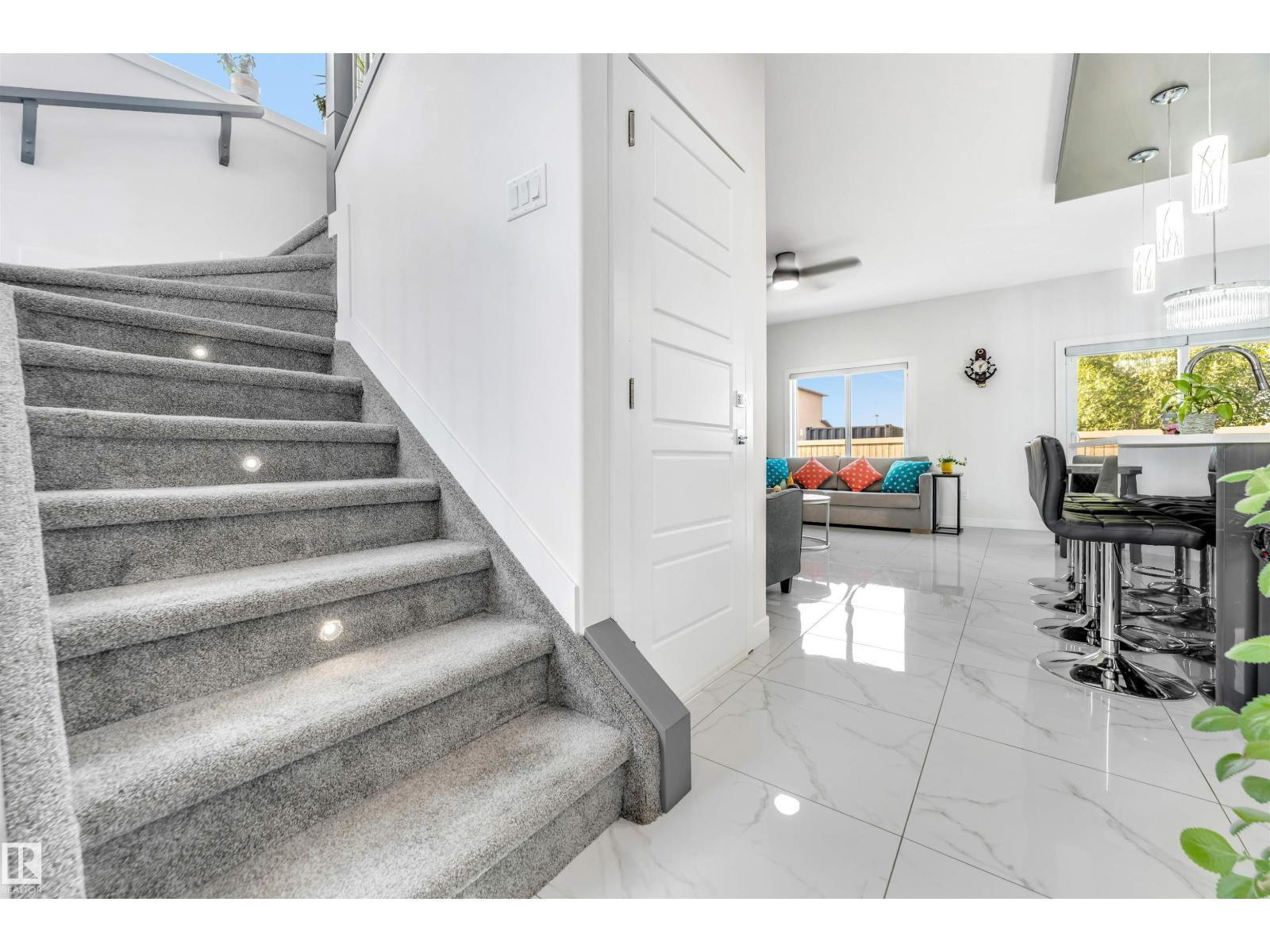 1522 17 AV NW, Edmonton