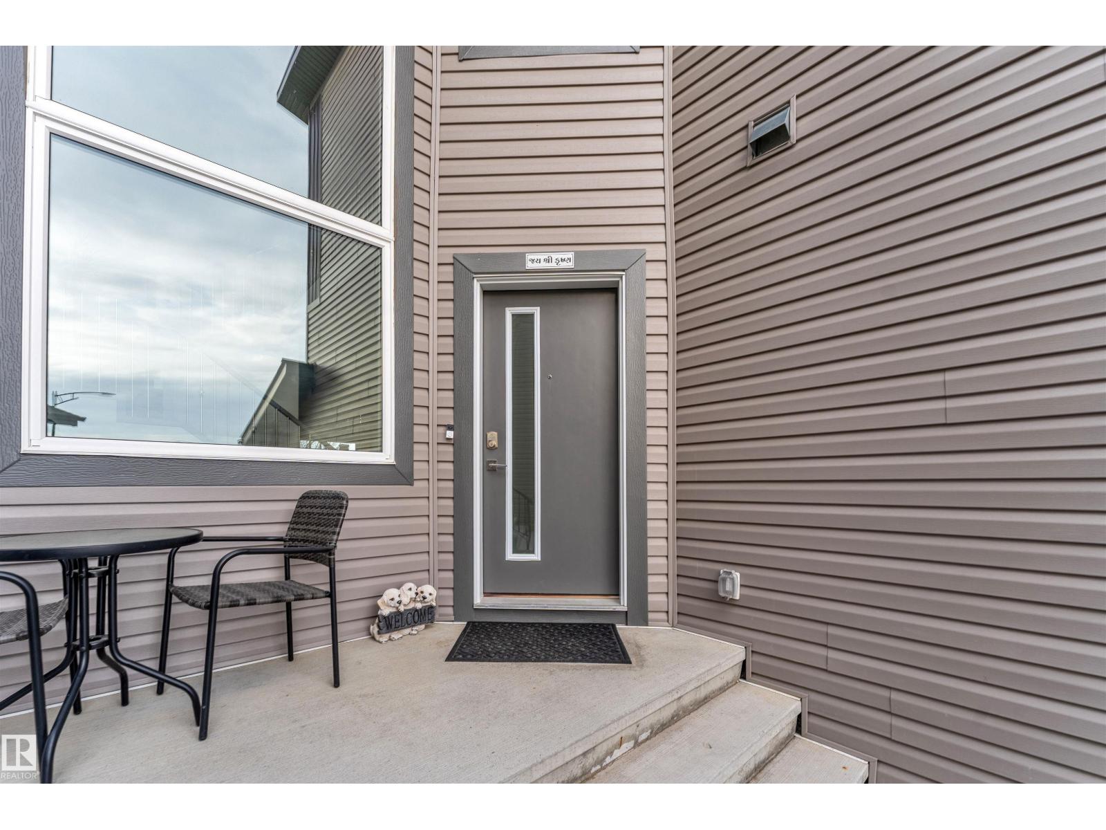 1522 17 AV NW, Edmonton