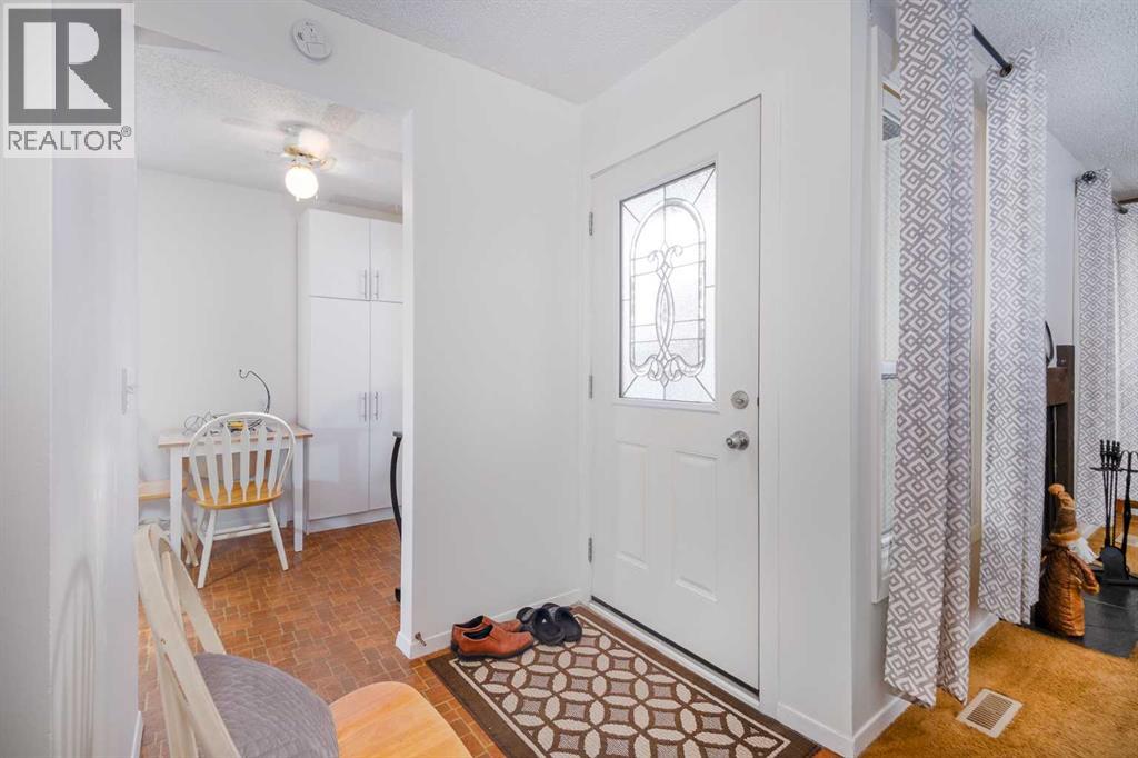 Single Family House for Sale in    Street Pineridge Calgary 