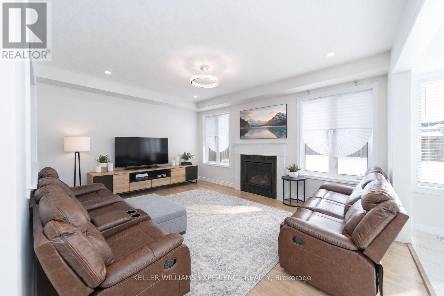 55 ELPHICK STREET - Photo 4 of 18, Essa (Angus), Ontario