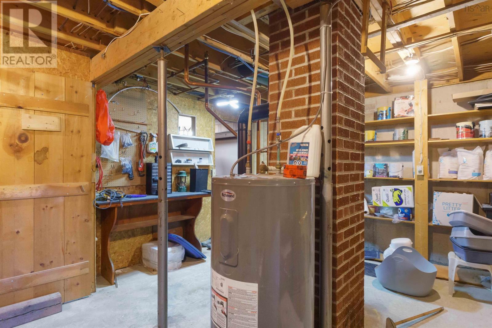 Single Family House Bungalow for Sale in  Highway  Somerset 