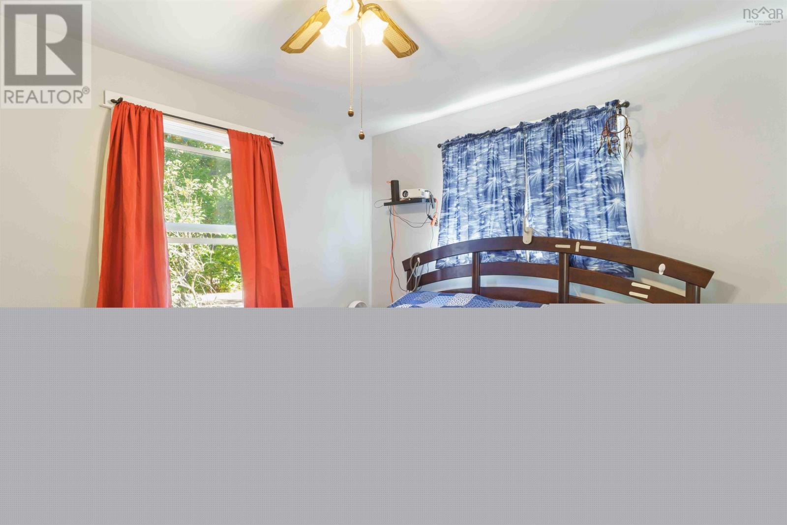 Single Family House Bungalow for Sale in  Highway  Somerset 