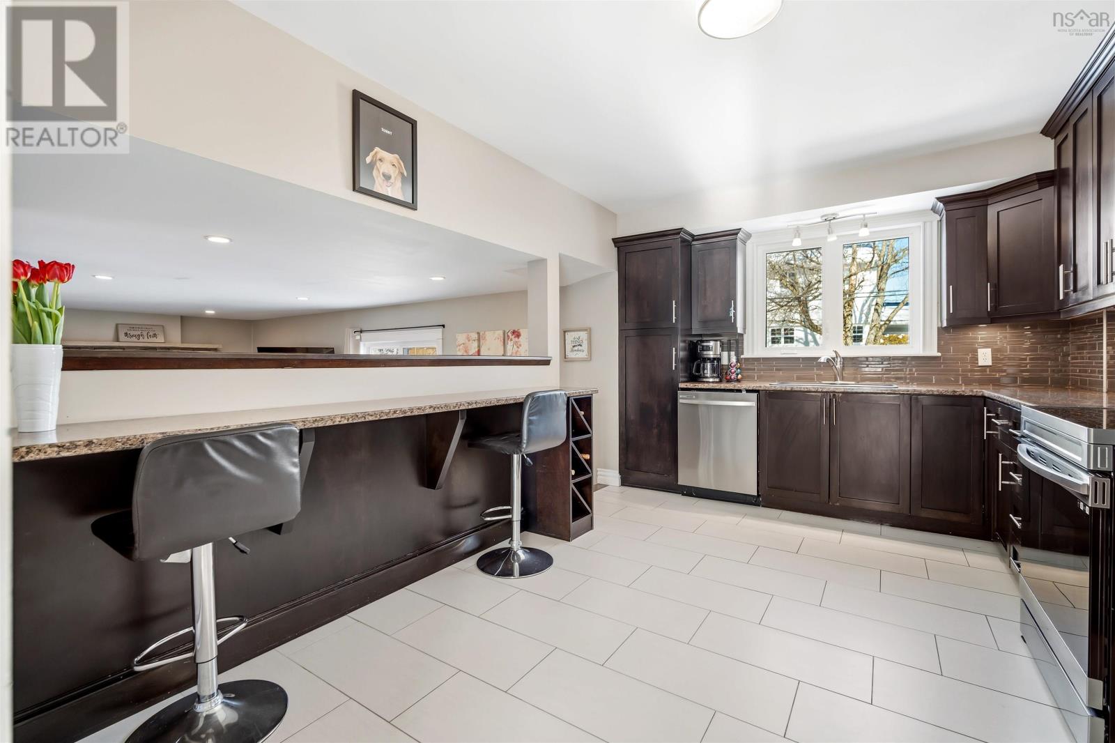 Property 11 of 47 of 15 Bellroyal Court