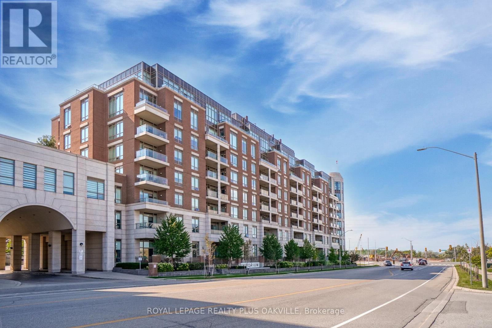 2470 Prince Michael Unit 607 photo 3