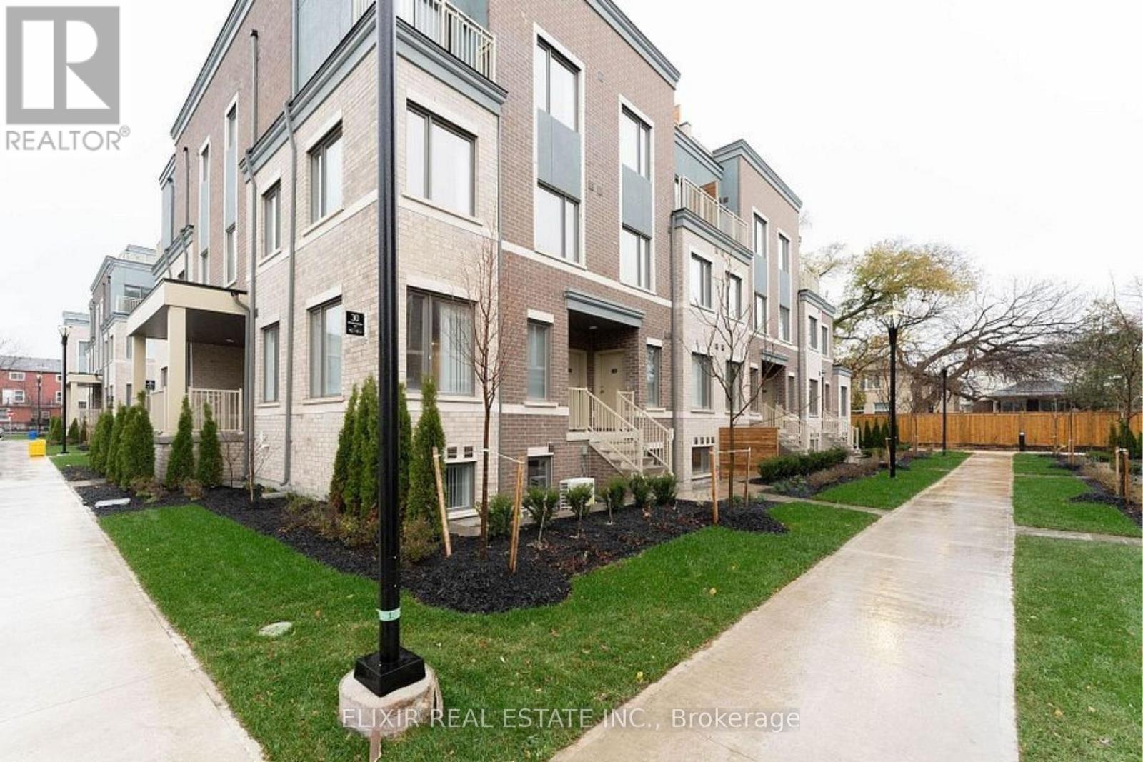 115 - 30 WILLIAM JACKSON WAY - Photo 2 of 28, Toronto (New Toronto), Ontario