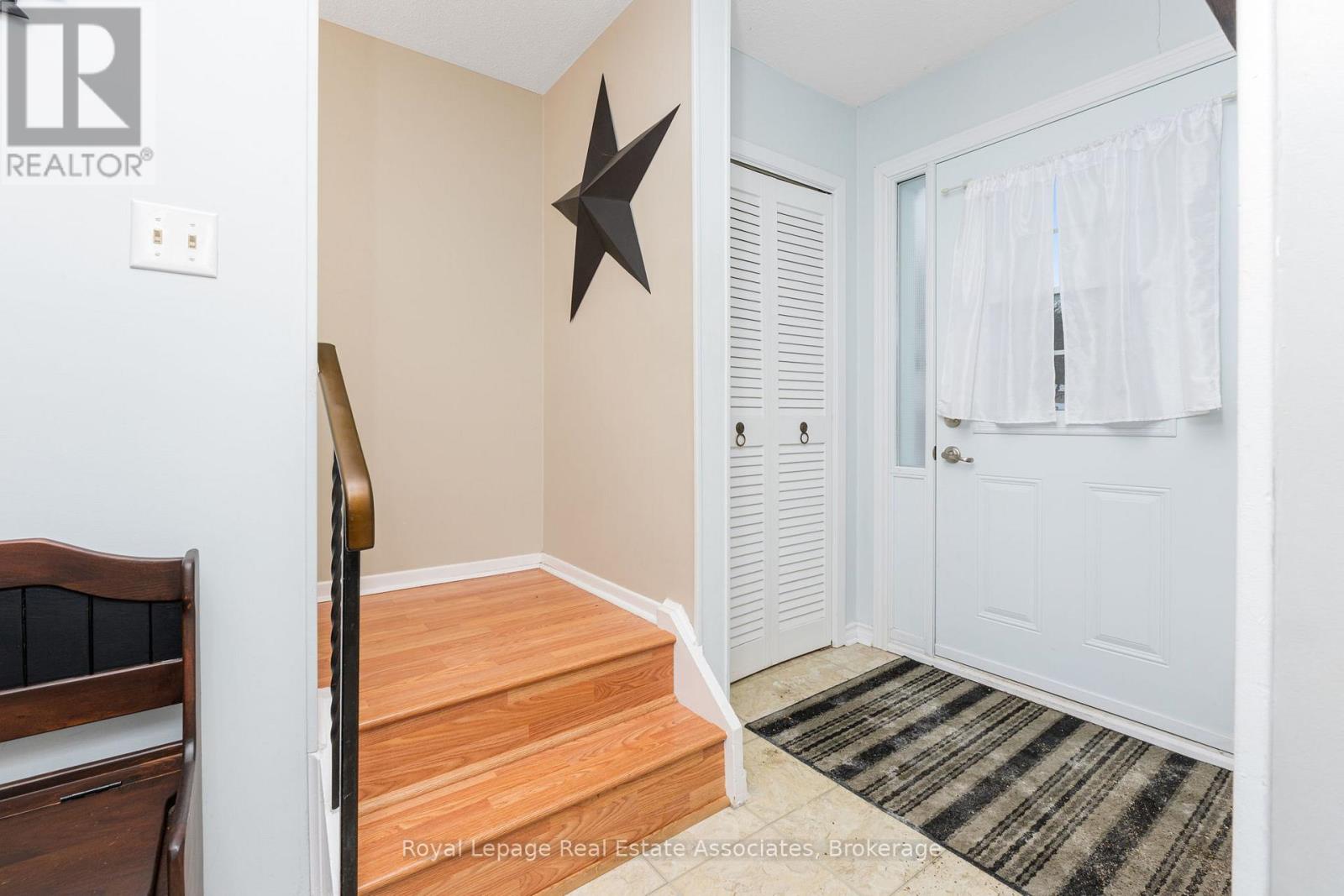 20 KINGHAM ROAD - Photo 5 of 35, Halton Hills (AC Acton), Ontario