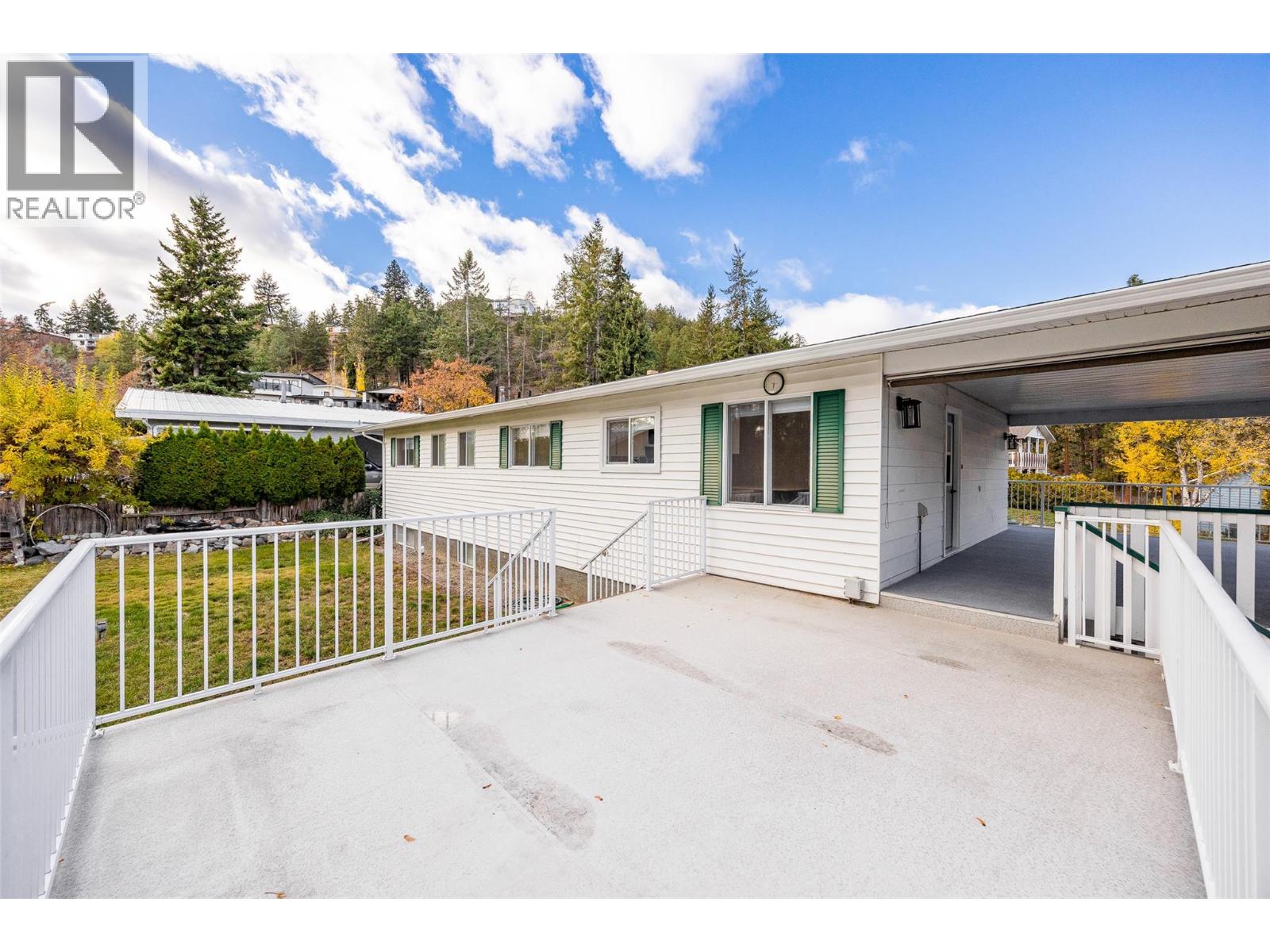  2757 Paula Road, West Kelowna