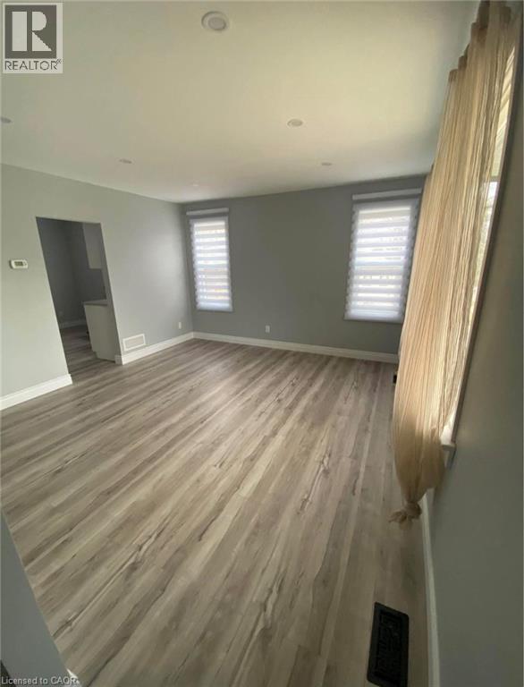 53 JOSEPHINE Street - Photo 5 of 16, London, Ontario