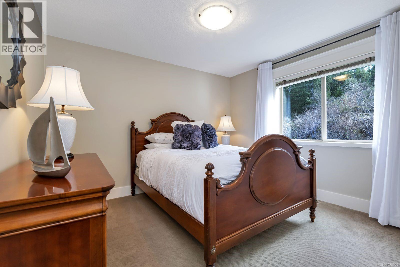 5982 Salish Rd, Duncan